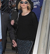 Jennifer Lawrence Arrives at LAX Airport - December 18