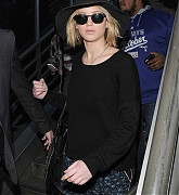 Jennifer Lawrence Arrives at LAX Airport - December 18