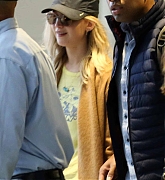 Jennifer_Lawrence_-_Arrives_in_New_Orleans2C_Louisiana_-_February_100002.jpg